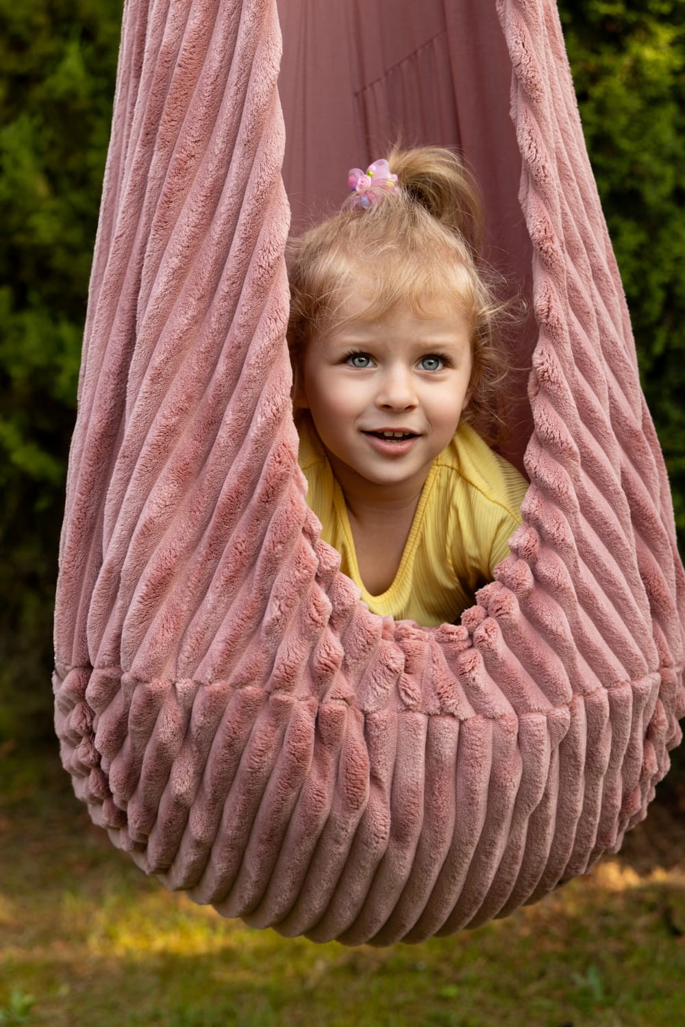 Cocoon Swing for Kids - Bearly